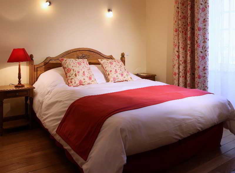Domaine Saint-Roch Hotel Spa Salzuit المظهر الخارجي الصورة